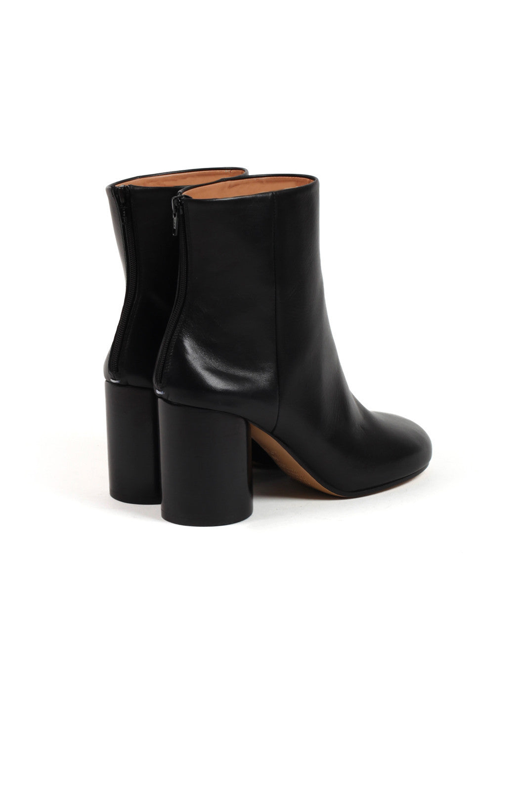 Cylindrical Heel Boot